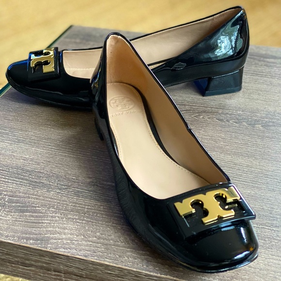 NEW Tory Burch Gigi Patent Leather Pump - Picture 1 of 4